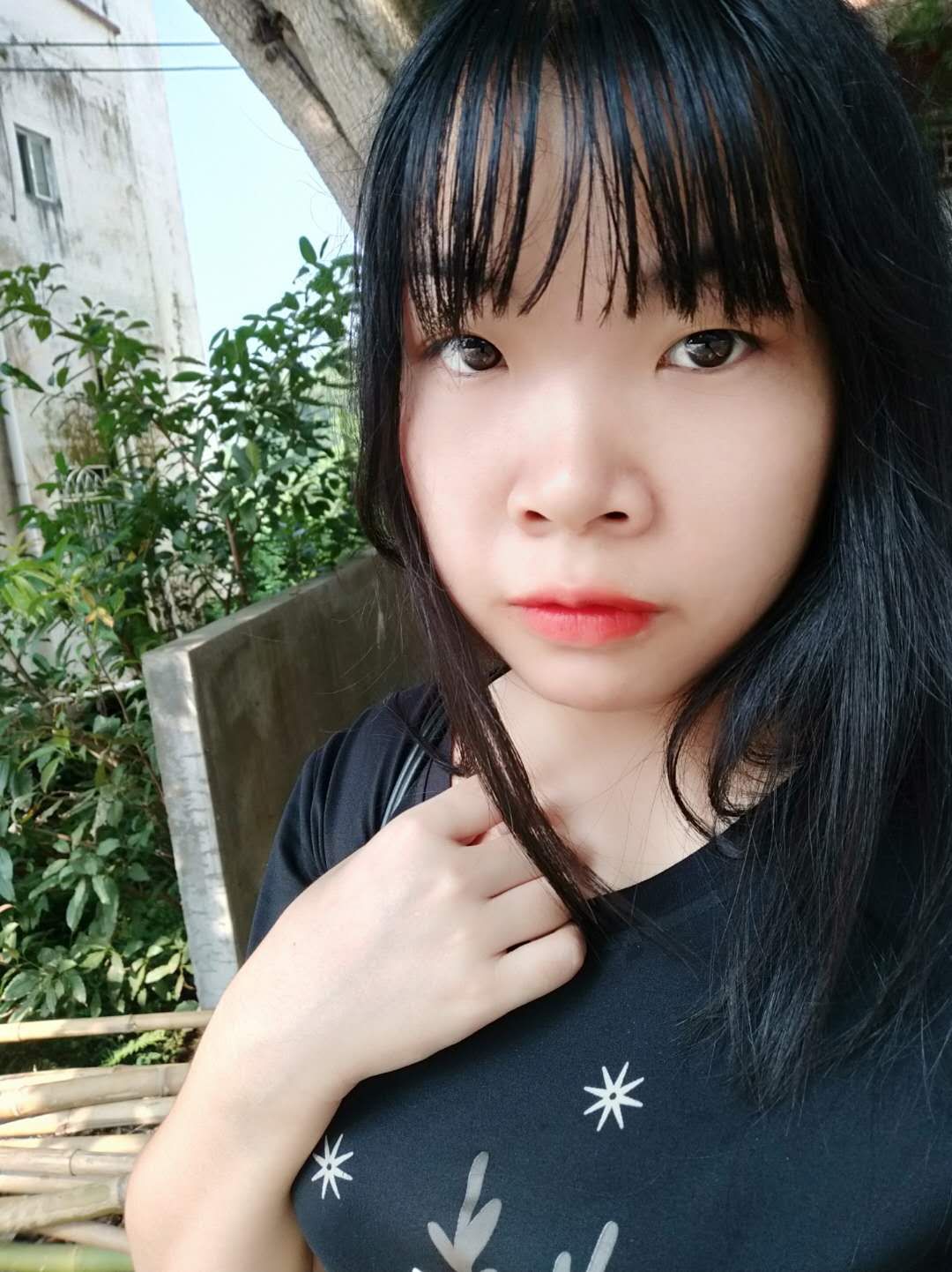 黄秀青