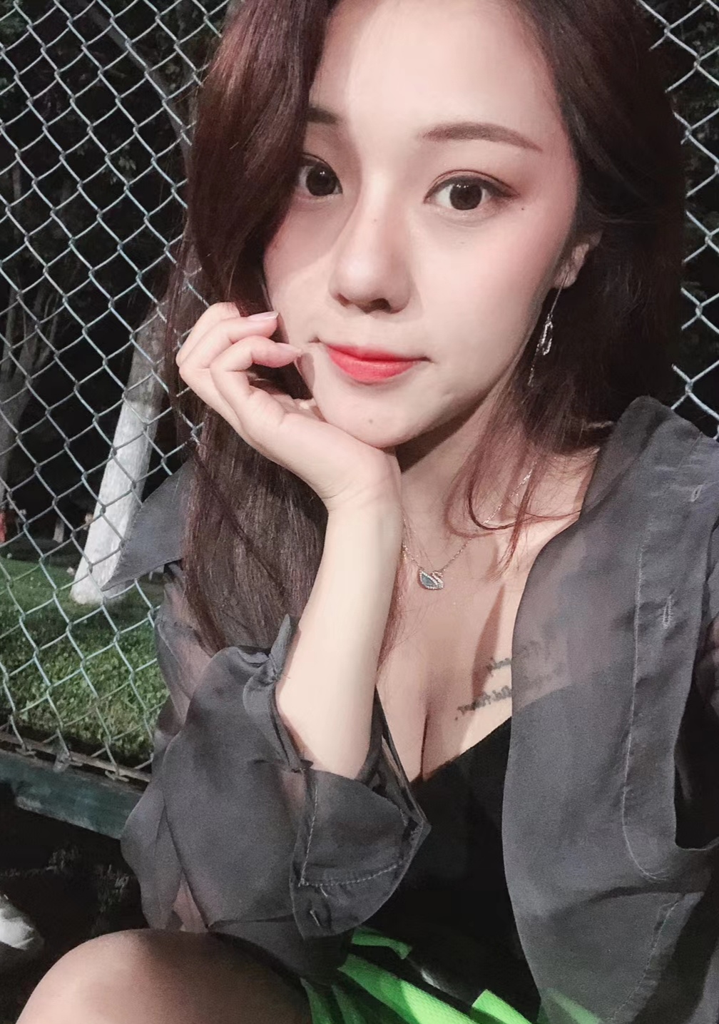 李倩