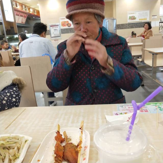 李爱莲