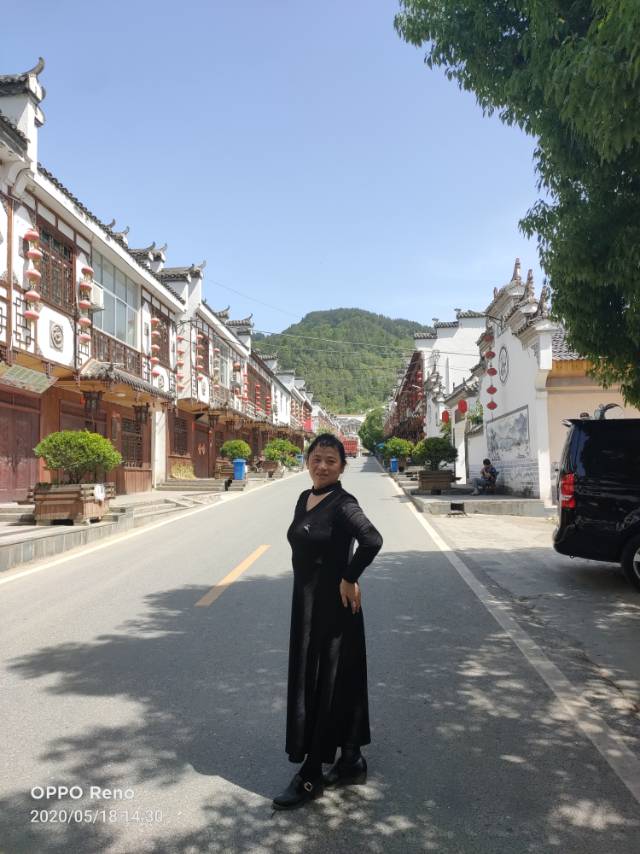 焦丽君
