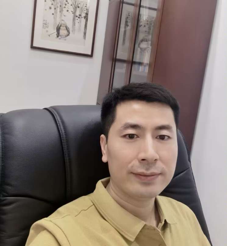 刘军
