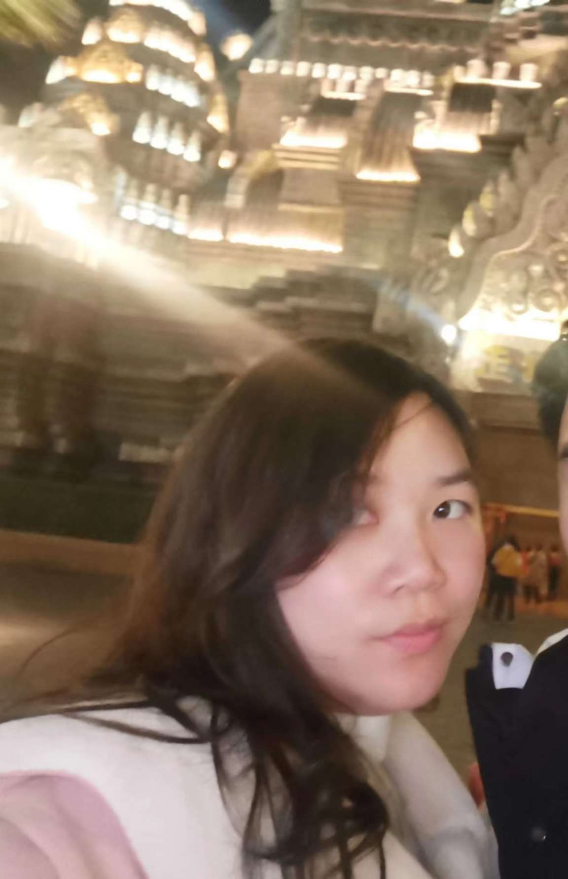 李婉怡